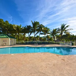Sunrise Suites Cristobal #411 Key West